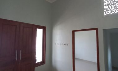 DIJUAL RUMAH GENTAN PURBAYAN SOLO