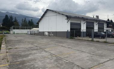 ARRIENDO TERRENO DENTRO DE COMPLEJO SECTOR LA KENNEDY