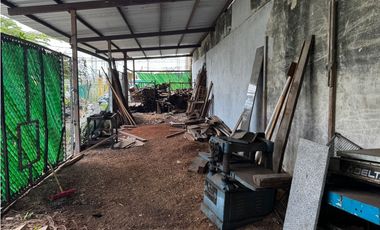 Se Renta Bodega sobre av. Talleres Cancún Q.roo