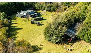 propiedad multifuncional turística y vitivinícola