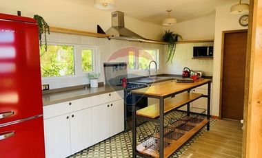 propiedad multifuncional turística y vitivinícola