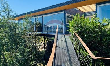 propiedad multifuncional turística y vitivinícola