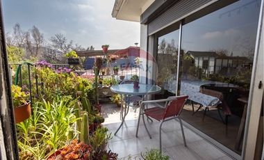 CASA SECTOR COLEGIO SAN IGNACIO/ SAN GABRIEL