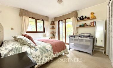 Andalué luminosa casa en sector con excelente conectividad