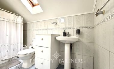 Andalué luminosa casa en sector con excelente conectividad