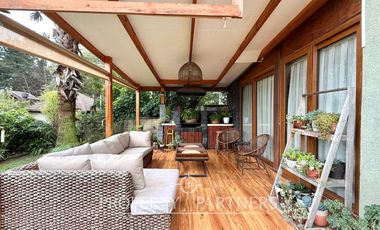 Andalué luminosa casa en sector con excelente conectividad