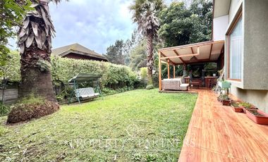 Andalué luminosa casa en sector con excelente conectividad