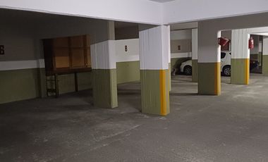 VENTA COCHERA ZONA CENTRO