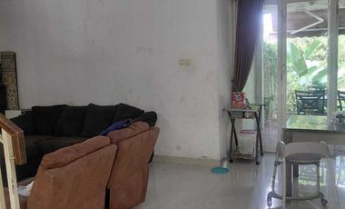 Rumah Murah Bintaro Sektor 9 Dekat Pasmod bisa untuk Usaha