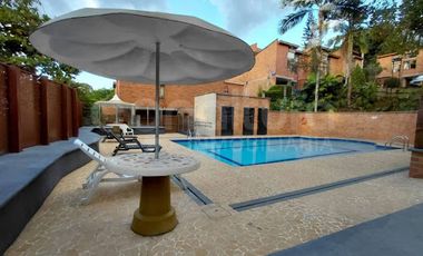 ARRIENDO de CASAS en ENVIGADO