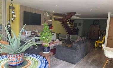 VENTA de APARTAMENTO en SABANETA