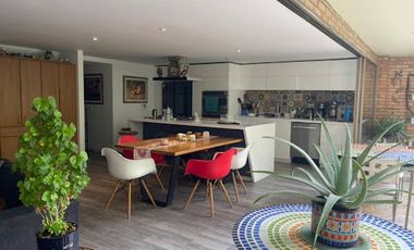 VENTA de APARTAMENTO en SABANETA