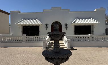 Amplia propiedad en renta, ideal para uso corporativo