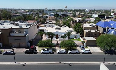 Amplia propiedad en renta, ideal para uso corporativo