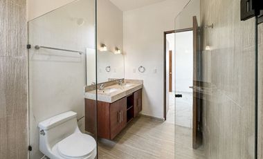 Casa en venta de 4 habitaciones con detalles de lujo en Bosques de Conkal 3