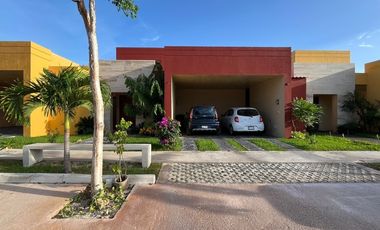 HERMOSA CASA DE UN PISO EN VENTA EN MERIDA YUCATAN.