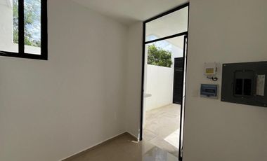 Casa de 4 recamaras en privada al norte de la ciudad