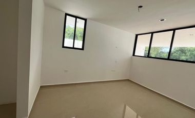 Casa de 4 recamaras en privada al norte de la ciudad