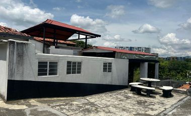 CASA CAMPESTRE EN ARRIENDO AMOBLADA/VIA MORELIA/PEREIRA