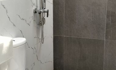 Rumah mewah perumahan Rungkut harapan Merr