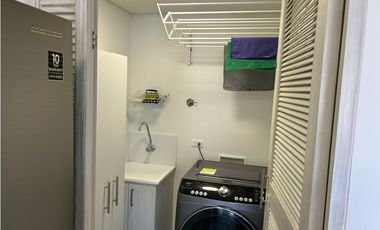 Vendo Apartamento moderno Poblado 95 metros , Lalinde Zona tranquila