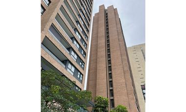 Vendo Apartamento moderno Poblado 95 metros , Lalinde Zona tranquila