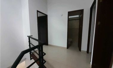 Alquiler Casa Loma Benedictinos 9387648 DL