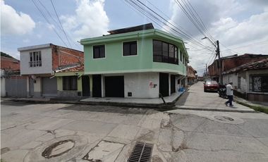 SE VENDE CASA CON VIVIENDAS INDEPENDIENTES EN CARTAGO