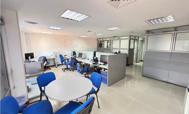 VENTA DE MODERNA OFICINA LAURELES EXCELENTE OPORTUNIDAD DE INVERSION