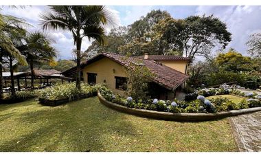 CASA FINCA EN ARRIENDO EL RETIRO ANTIOQUIA, SECTOR FIZEBAD.