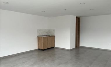 Local en Venta en La Estrella, sector Los Horizontes
