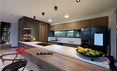 Casa Amoblada en Arriendo en San Antonio Vía La Ceja