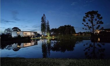 Casa Amoblada en Arriendo en San Antonio Vía La Ceja
