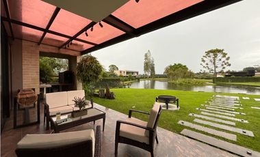 Casa Amoblada en Arriendo en San Antonio Vía La Ceja