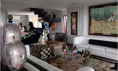 ARRIENDO APARTAMENTO DUPLEX 8 PISO SECTOR VERGEL