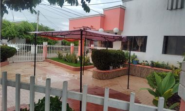 SE VENDE CASA EN BARRIO 6 DE MARZO ZONA SUR DE MONTERIA