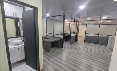 Alquilo Oficina  en Cedritos, Bogota D.C