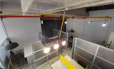 Renta de Oficina en Centro Comercial Santa Fe, Bogotá