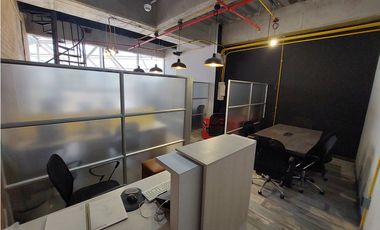 Renta de Oficina en Centro Comercial Santa Fe, Bogotá