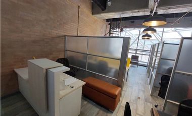 Renta de Oficina en Centro Comercial Santa Fe, Bogotá