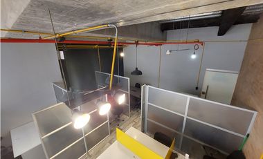 Renta de Oficina en Centro Comercial Santa Fe, Bogotá