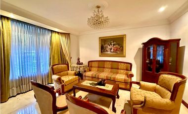 Casa para la venta en altos del Poblado