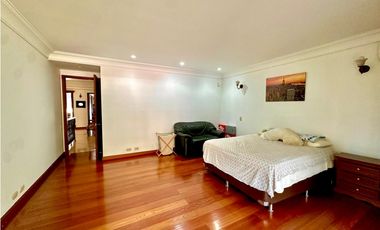 Casa para la venta en altos del Poblado