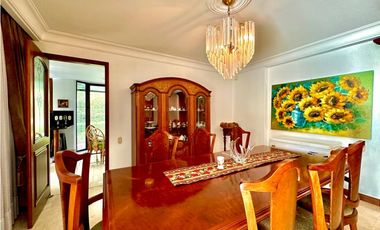 Casa para la venta en altos del Poblado