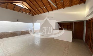 CASA EN VENTA BARRIO COSTA DE ORO |9315