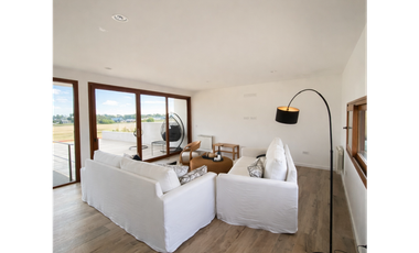 CASA EN VENTA EN COSTA ESMERALDA - ECUESTRE 139