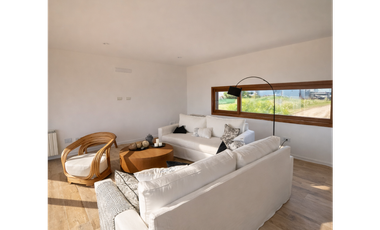 CASA EN VENTA EN COSTA ESMERALDA - ECUESTRE 139