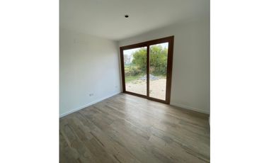 CASA EN VENTA EN COSTA ESMERALDA - ECUESTRE 139