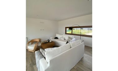 CASA EN VENTA EN COSTA ESMERALDA - ECUESTRE 139