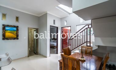 For Sale Rumah Dua Lantai Tiga Kamar Tidur Di Kesiman